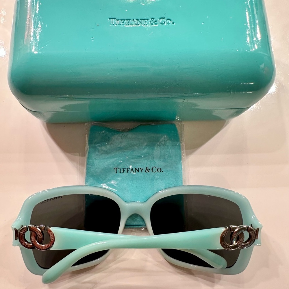 Authentic Tiffany & Co. Sunglasses - Picture 6 of 6